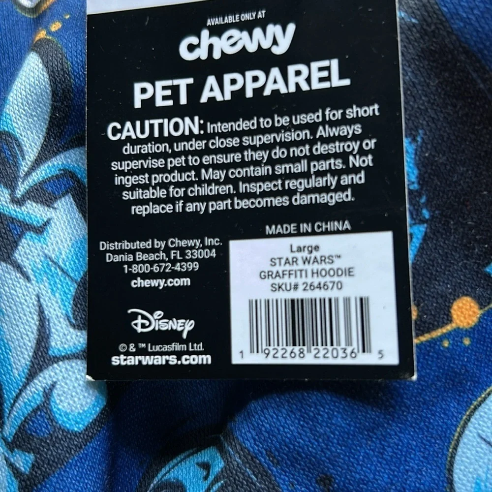 NWT Star Wars dog hoodie chewy L